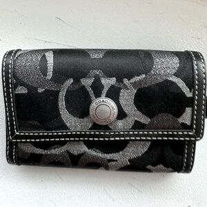 Signature Coach Design Wallet with Keychain